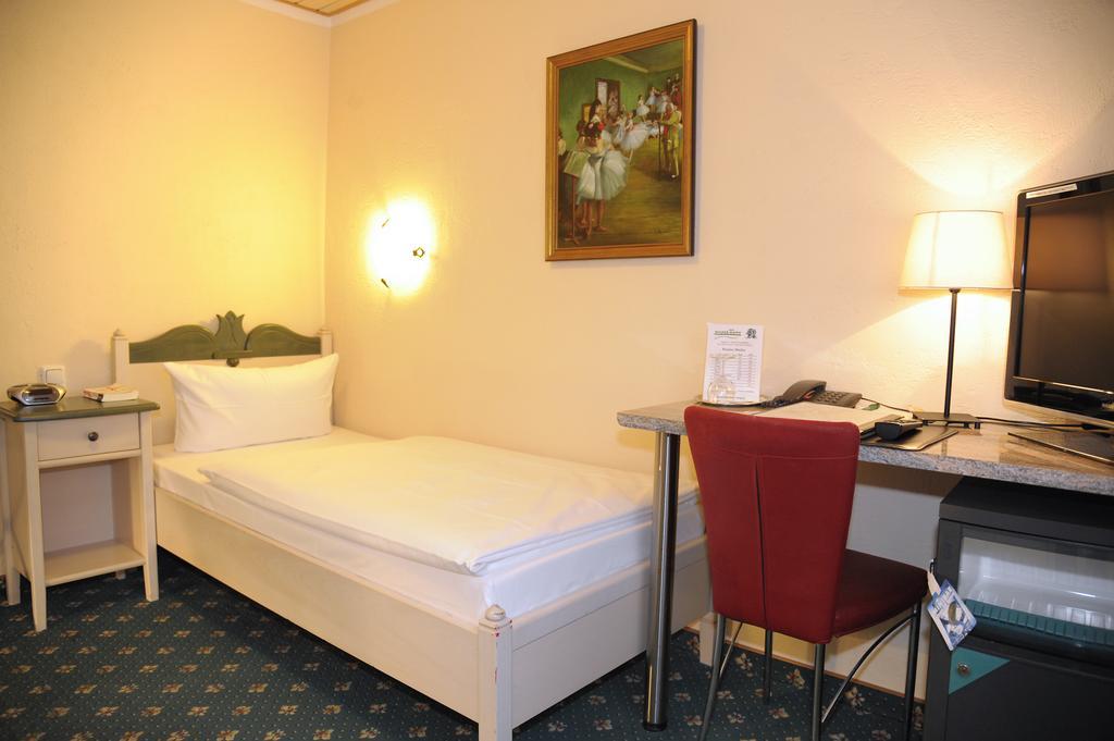 Hotel Wilder Mann Aschaffenburg Esterno foto